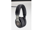 REFERENCE OVER EAR BLUETOOTH REFERENCE OVER EAR BLUETOOTH